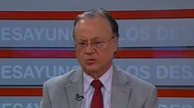 Spurrier: ‘Están tratando de meter el dinero electrónico a como dé lugar’