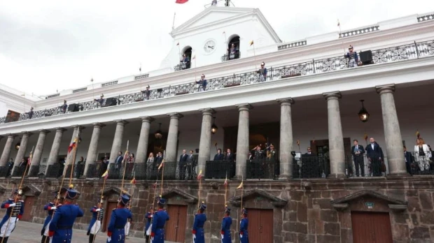 Noboa reorganiza la Presidencia con cinco secretarías generales