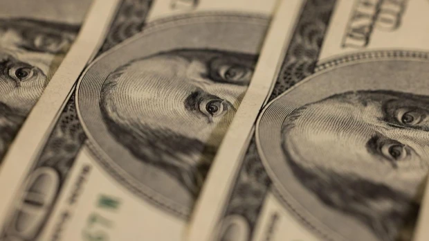 El riesgo país bajó a 738 puntos tras plan de reactivación económica