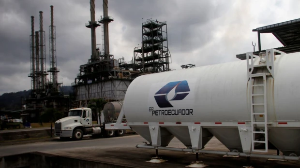 Petroecuador apagará pozos de crudo pesado de Ecuador por la imposibilidad de transporte
