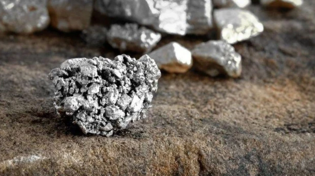 Silvercorp asegura más capital para avanzar en sus proyectos mineros en Ecuador 