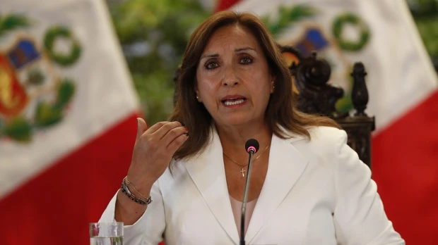 Presidenta de Perú decreta emergencia en fronteras para combatir criminalidad