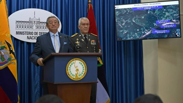 Ministro de Defensa dijo que el operativo antidrogas fue en territorio ecuatoriano
