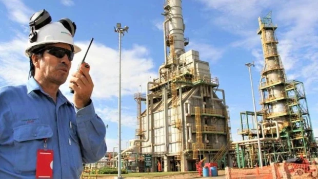 Perú: El sector hidrocarburífero sufrió un estancamiento en 2025