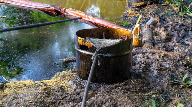 Petroecuador registra 74 % de avance en labores de remediación tras derrame