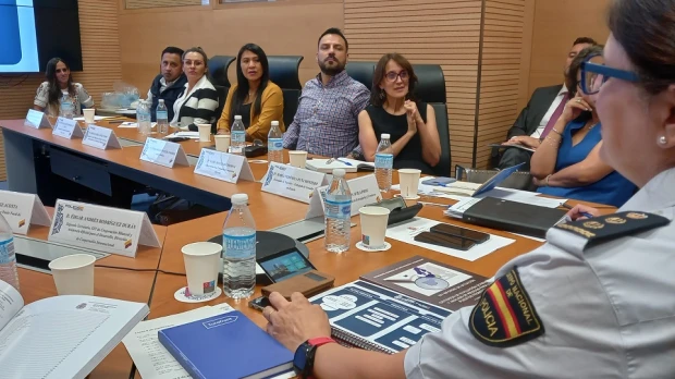 España intercambia conocimientos de crimen y fronteras con Ecuador y Colombia