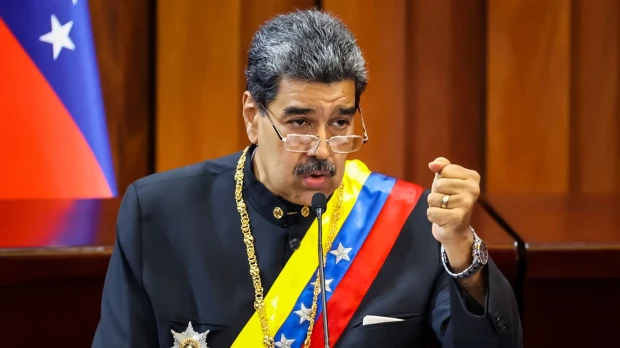 Maduro anuncia el cierre de la Embajada y consulados de Venezuela en Ecuador