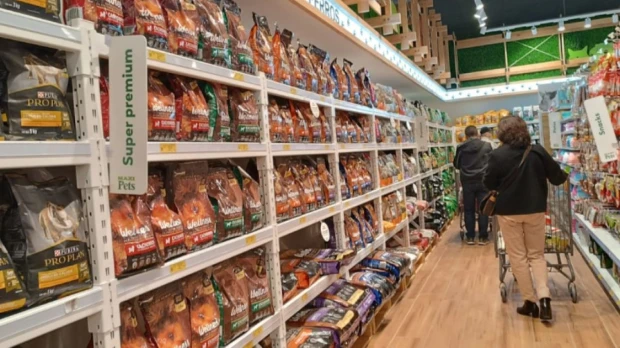 ¿Qué alimentos deben pagar 15 % de IVA en Ecuador? SRI aclara lista de productos