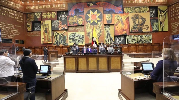 La Asamblea Nacional destituyó a la superintendenta de Bancos