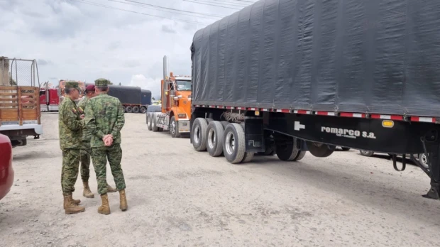Camiones colombianos transitarán por Sucumbíos y Carchi por problemas viales en ese país