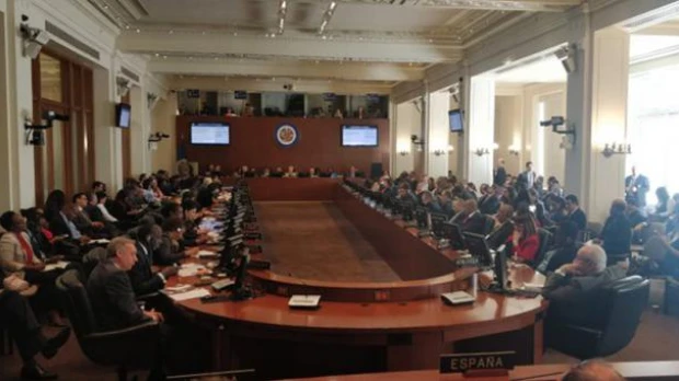Consejo de la OEA respalda a Moreno y aprueba declaración en defensa de la democracia y la paz 