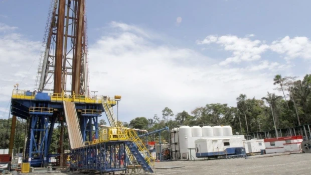 Consorcio chinocanadiense negocia para operar el campo Sacha