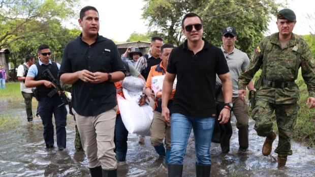 Noboa creó un nuevo bono en plena campaña electoral 