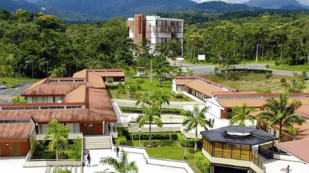 Irregularidades en la Universidad Ikiam son denunciadas en la Asamblea
