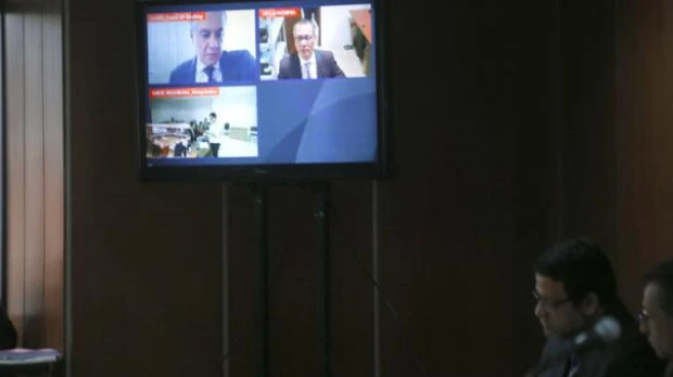 Alexis Mera acusa a Pamela Martínez de aceptar pagos de USD 20 000 mensuales de Equitesa cuando fue jueza de la Corte Constitucional