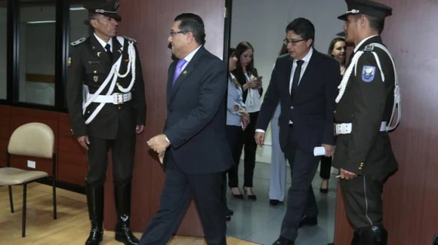 Correa no convence a los jueces