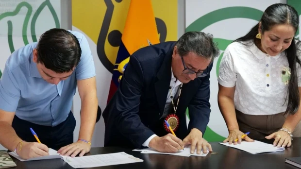 Instituciones culturales de Orellana firman convenio para impulsar proyectos artísticos