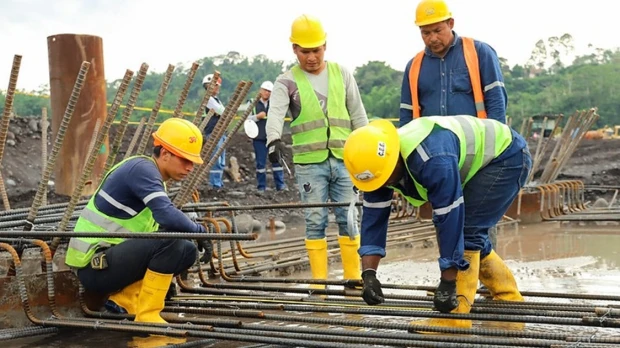 Morona: Las obras sobre el río Upano registran un 70 % de avance