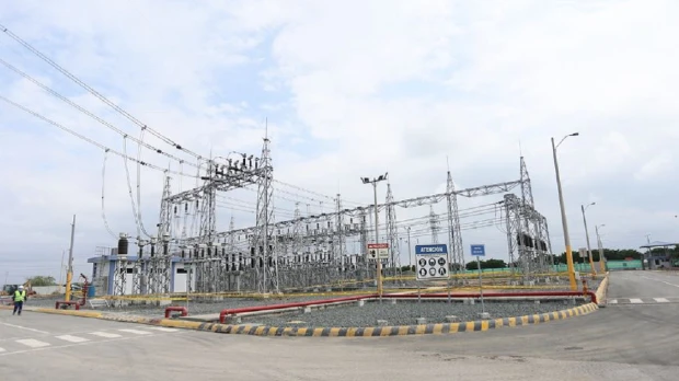 Ecuador declara al sector eléctrico en emergencia