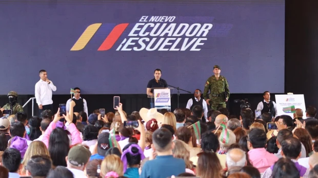 Gobierno garantiza financiamiento para megaproyecto vial en Manabí    