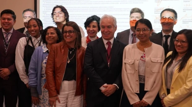 Ecuador busca cero embarazos en adolescentes
