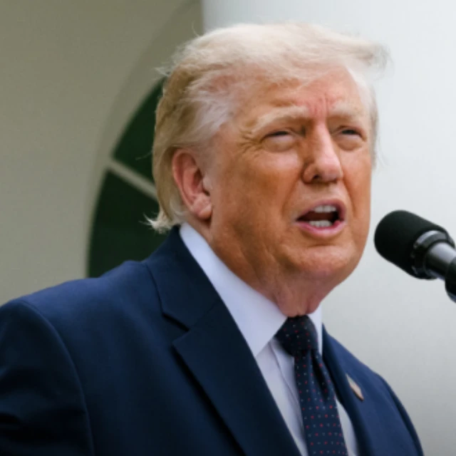 Trump amenaza con atacar infraestructura eléctrica de Irán mientras crece la tensión en Ormuz