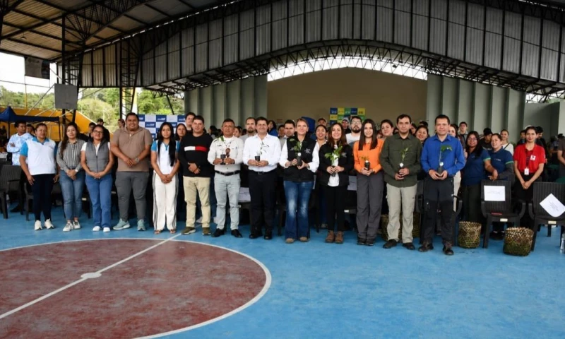 La iniciativa, denominada “Raíces para el Futuro”, fue desarrollada entre el 18 y el 22 de mayo por el Ministerio de Ambiente y Energía / Foto: cortesía MAE