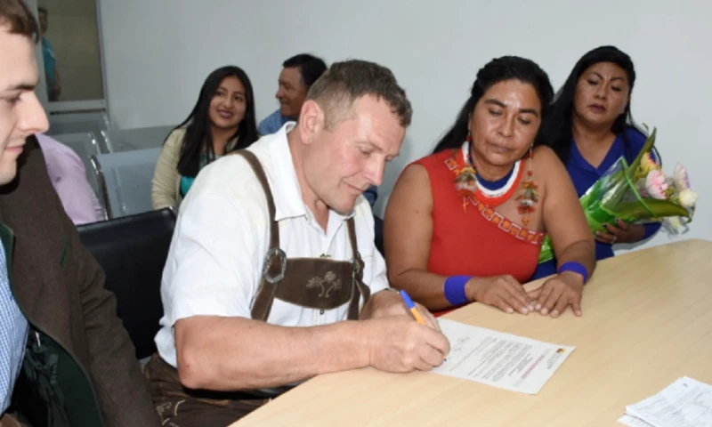 13 ciudades más contarán con el servicio de matrimonios con extranjeros / Foto: cortesía 