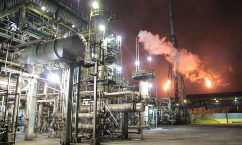 La repotenciación del complejo estatal petroquímico ha costado no menos de USD 2.200 millones.