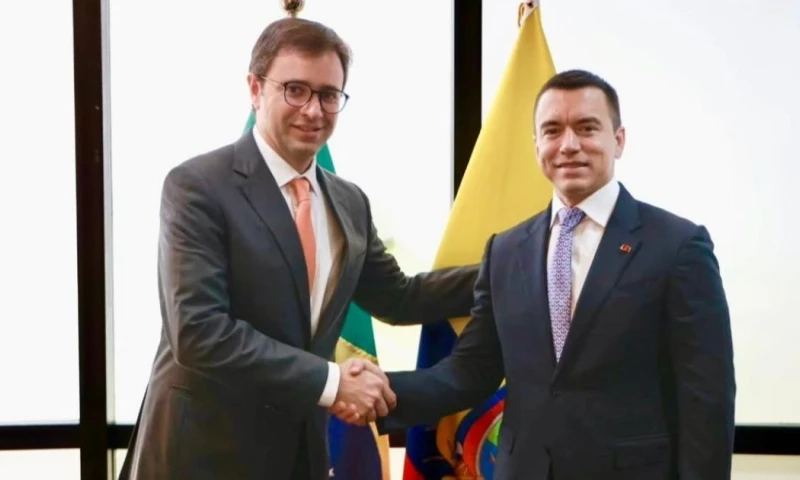 El presidente Daniel Noboa se reunió con Celso Guimarães Ferrer, presidente de GOL Airlines, en Brasil / Foto: cortesía Cancillería