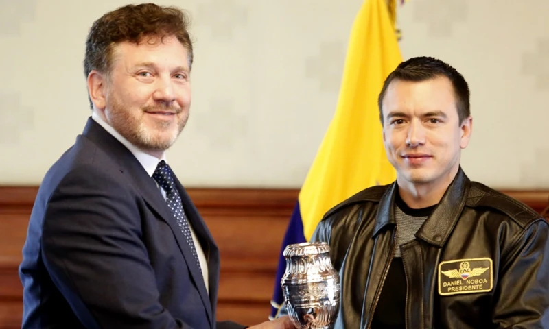 Noboa aseguró que su Gobierno busca posicionar a Ecuador como un ejemplo regional para eventos masivos de calidad / Foto: EFE