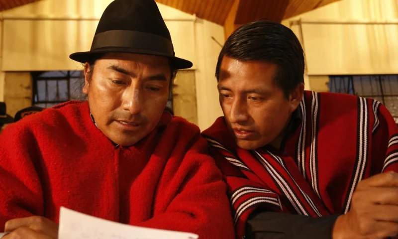 Hace un mes inició el "camino de diálogo", con la instalación de la "Mesa de Focalización de los Subsidios a los Combustibles" y la de "Banca Pública y Privada" / Foto: EFE