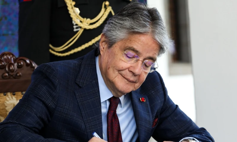 El presidente ecuatoriano, Guillermo Lasso, suscribió ambos decretos a menos de tres meses para que concluya su mandato / Foto: cortesía Presidencia