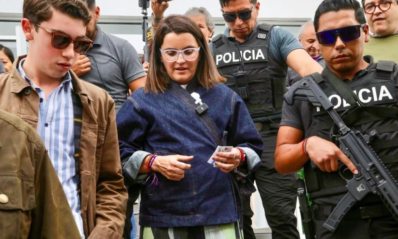 La vicepresidenta, María José Pinto, hizo un llamado a mantener abiertos los corredores humanitarios / Foto: EFE 