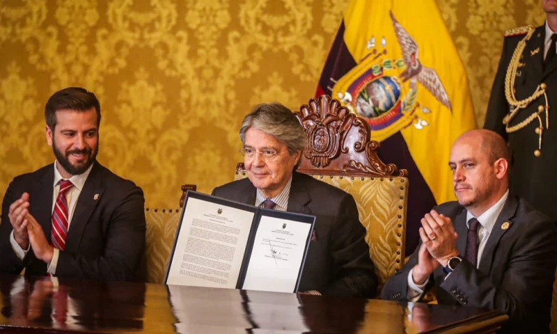 En el nuevo decreto, busca promover inversiones para el desarrollo productivo en varios sectores / Foto: cortesía Presiencia 