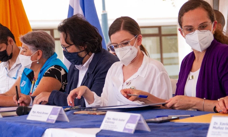 Más de 3.000 niñas menores de 14 años son madres en Ecuador al año / Foto: cortesía Secretaría de Derechos Humanos