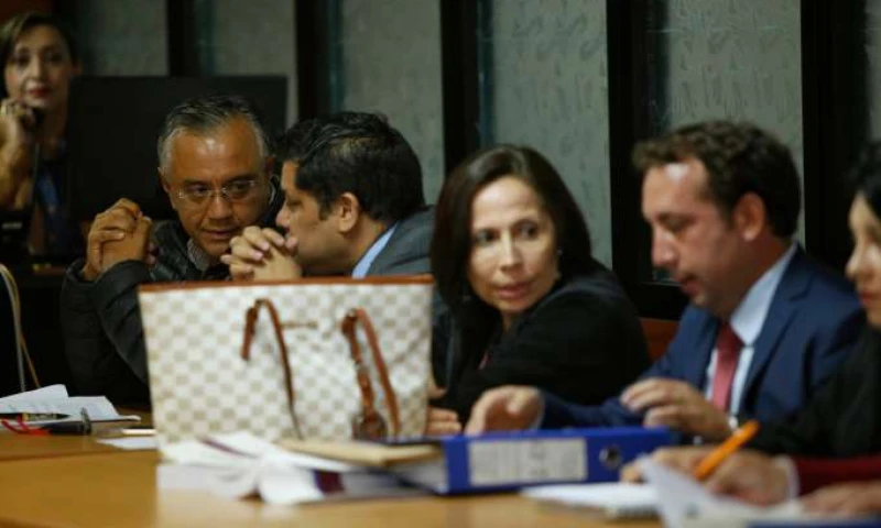 Lazos. Alexis Mera y María de los Ángeles Duarte trabajaron con Rafael Correa desde su primer año de Gobierno. Foto: La Hora