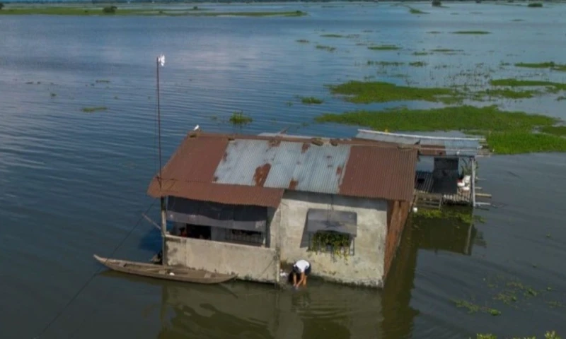 Las lluvias han afectado a más de 100 mil personas en Ecuador / Foto: EFE