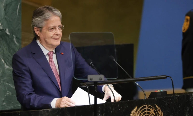 Según el sondeo difundido este viernes, entre el 67 % y el 86 % de los entrevistados respaldan las propuestas que el Gobierno / Foto: EFE