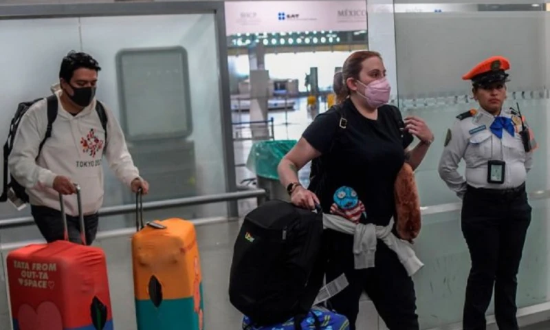 Ecuatorianos necesitan visa a México desde mañana tras aluvión de migrantes