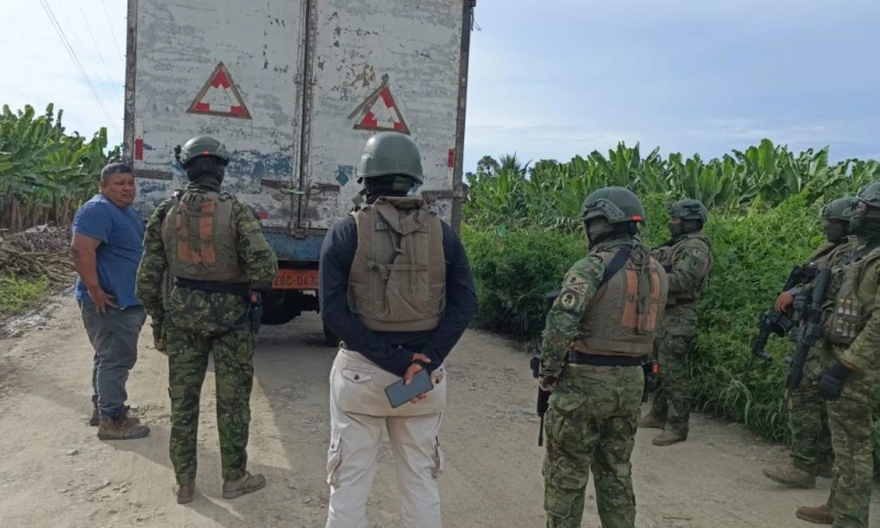 La nueva declaratoria extiende la medida en siete provincias, tres cantones y el Distrito Metropolitano de Quito / Foto: cortesía Ejército ecuatoriano