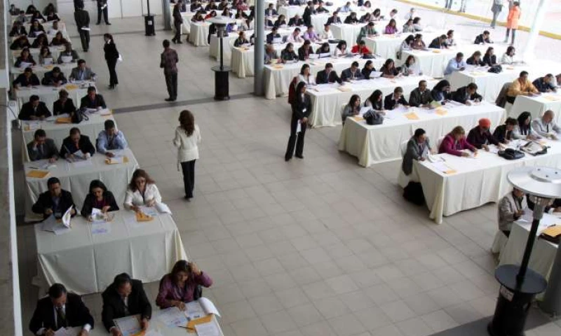 El examen escrito es uno de los componentes más importantes del proceso de selección. Foto: La Hora