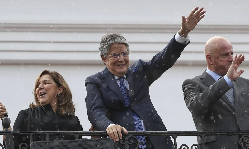 A falta de Asamblea legislativa, Lasso puso en conocimiento del Constitucional su ausencia del país "por asuntos personales" hasta el próximo domingo / Foto: EFE