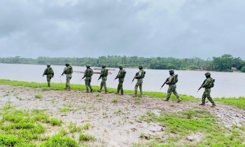 El Ejército informó que las operaciones se desarrollan en la jurisdicción de la Brigada de Selva 19 Napo / Foto: cortesía Ejército 