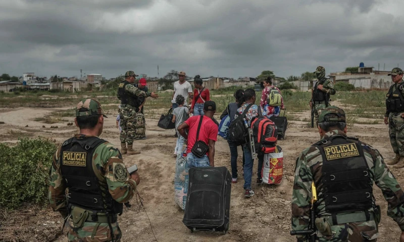 La cita tuvo como objetivo "articular temas de interés como el control, vigilancia y neutralización de los pasos ilegales existentes en diferentes sectores" / Foto: EFE