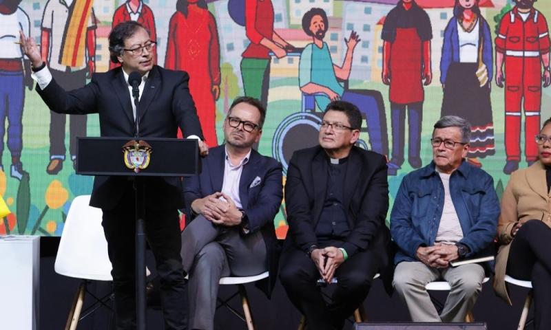 A principios del año pasado, el Gobierno comenzó acercamientos con los Comuneros del Sur / Foto: EFE