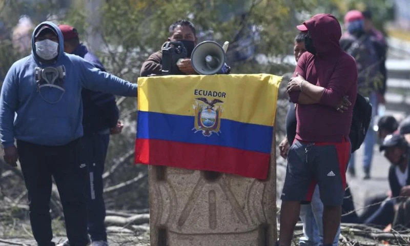 El riesgo país llega a su nivel más alto en más de un año debido a las protestas / Foto: EFE