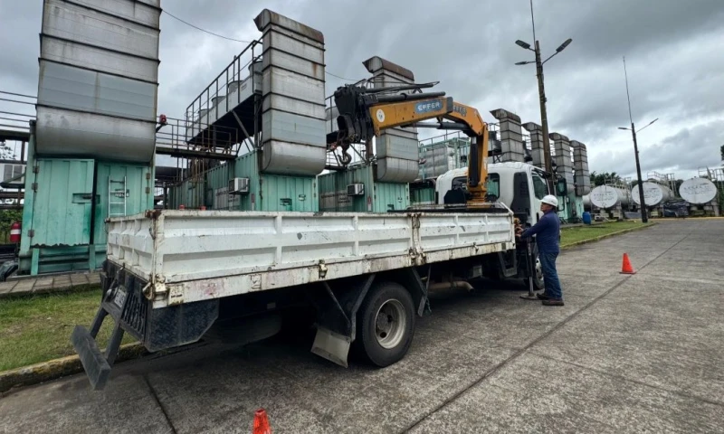 La empresa señaló que estas acciones forman parte de las tareas de mantenimiento programadas para preservar la capacidad operativa de la central / Foto: cortesía Celec