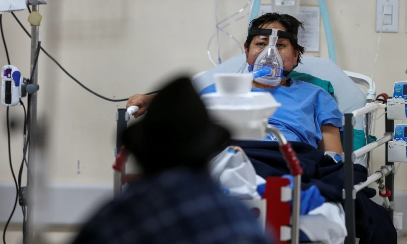 Ecuador reporta 325.125 casos acumulados de covid-19 y adopta restricciones / Foto: EFE