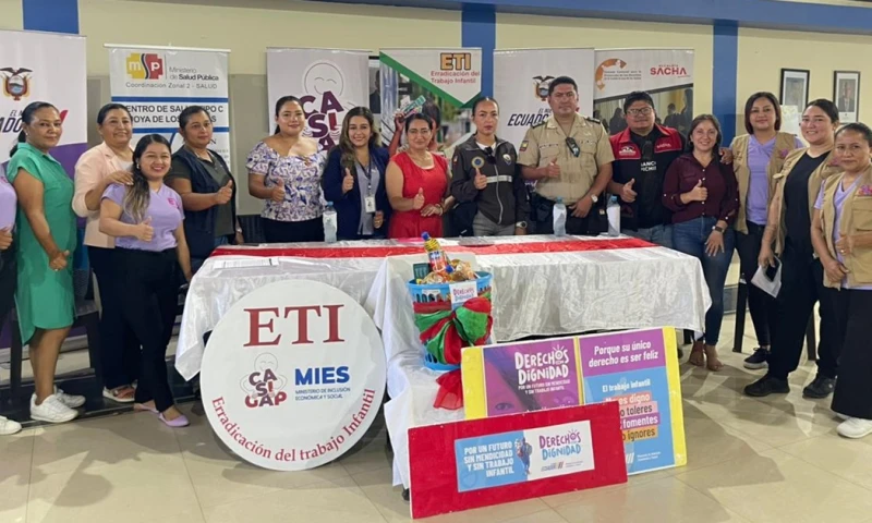 La campaña también habilitará la recepción de donaciones voluntarias de ropa, alimentos no perecibles, juguetes y confites / Foto: cortesía MIES